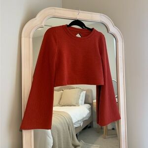 Vici cropped long sleeve sweater top